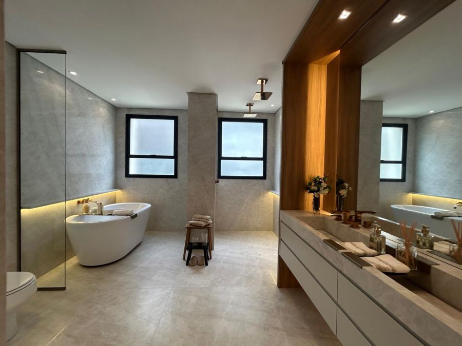 Sala de banho su�te master, chuveiro duplo e banheira