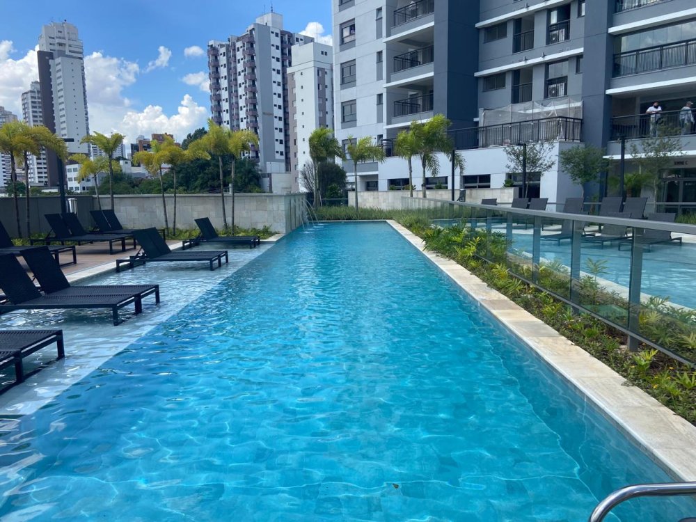 Piscina com raia de 25metros