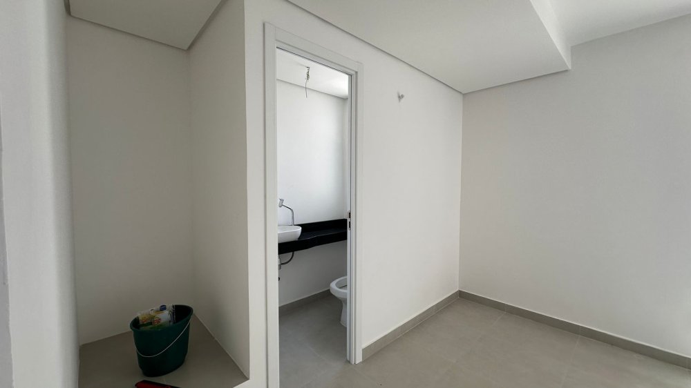 Lavabo e espa�o de servi�o