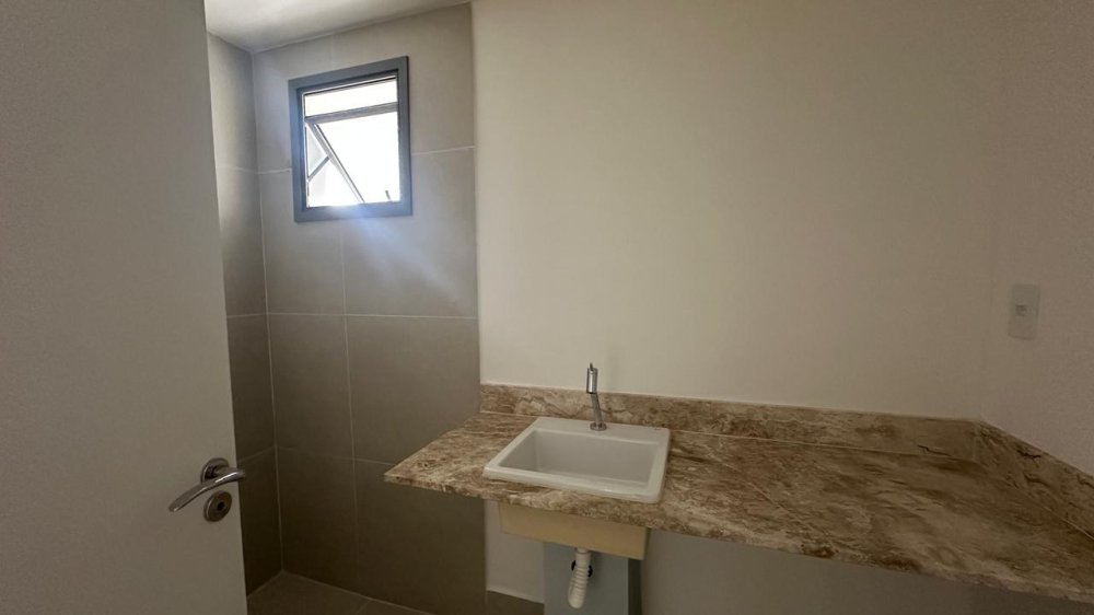 BANHEIRO SU�TE PRINCIPAL