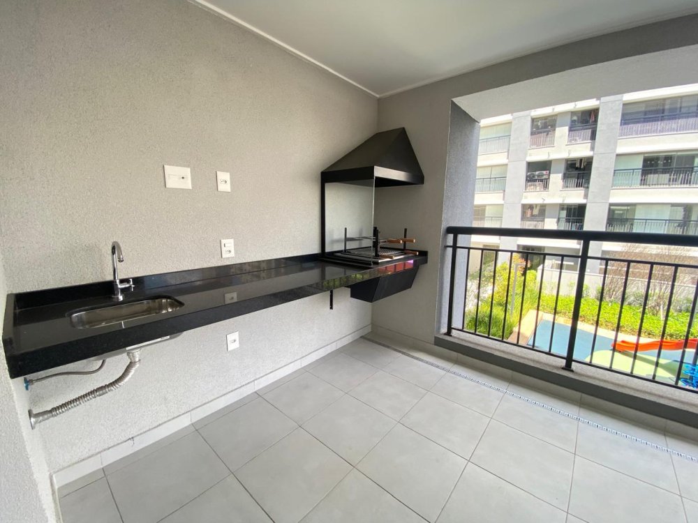 Churrasqueira a carv�o 