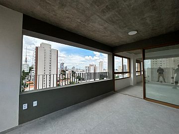 2 SUITES E MUITOS JANEL�ES EM PERDIZES